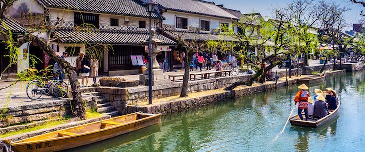 Highlights Day What we do Accommodation Day 1 Day 2 Day 3 Sightseeing in Hiroshima Sightseeing in Kurashiki Lunch in Osaka, Sightseeing in Nara Hotel at Hiroshima Traditional Japanese houses at