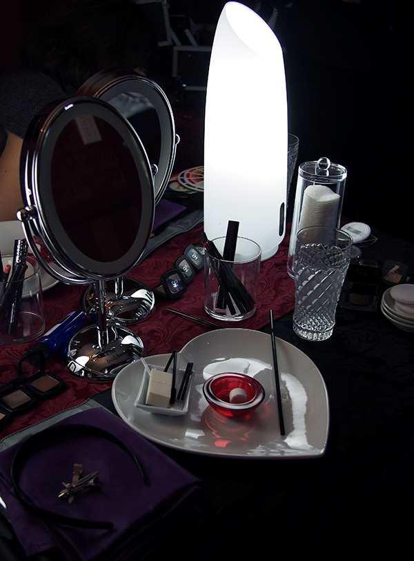 Visiting for a girls weekend away? Then why not participate in a two-hour, hand on, make-up session.