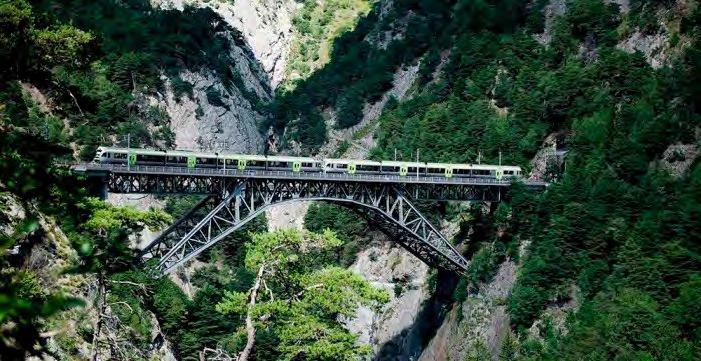 Depart Milan on a high-speed train for the town of Domodossola, the last Italian frontier before the Swiss border. Here begins your adventure on the Green train of the Alps!