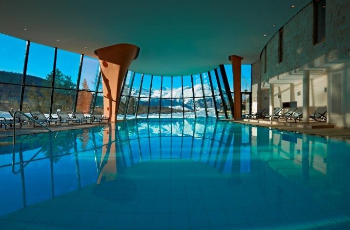 KRONENHOF SPA The 2,000 m² Kronenhof Spa has been designed as a place for peace and warmth, as well as indulgence and relaxation, so that guests emerge with their bodies, minds and souls re-energized
