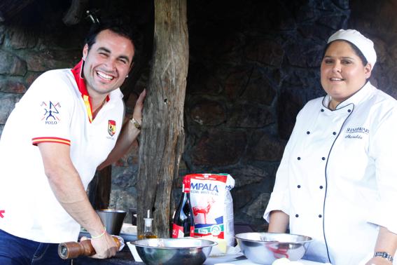 FOOD WITH MIGUEL MAESTRE SOUTH AFRICA LAMB POTJIE On the losing end on a bet with Chris to see who could kiss one of the Big Five animals on Safari, Miguel heads to the kitchen at Shamwari