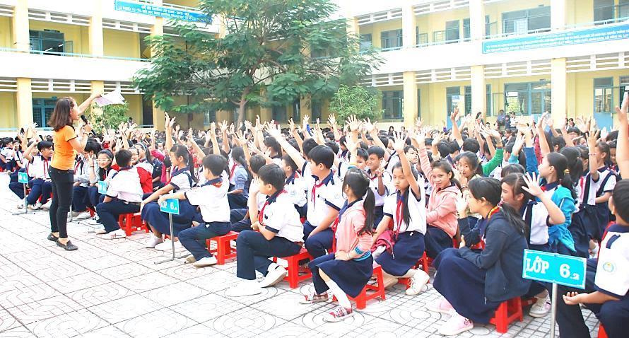 Awareness and Environmental Education What s Up Issue 34 April June 2016 WAR SOS Programme a consolidation SOS Programme is an initiative of WAR in cooperation with Ho Chi Minh City Department of