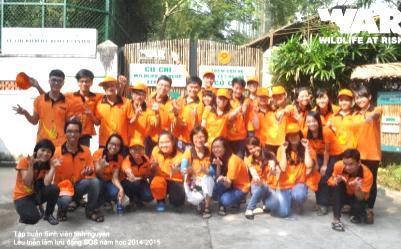 primate conservation  WAR volunteers in the SOS programme who are from different
