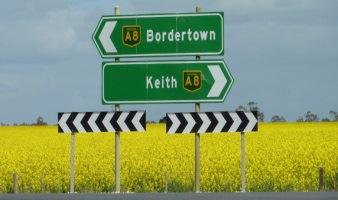 We will reach the Bordertown Motor Inn, Bordertown late afternoon, where you will have the opportunity to freshen up before dinner in the Hotel dining room.