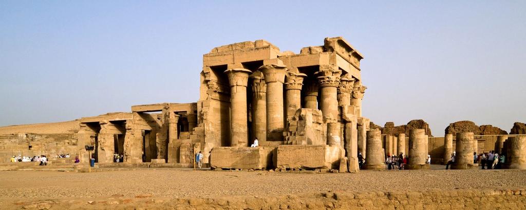 we sail to Kom Ombo and visit the Temple.