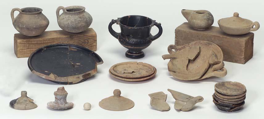 114 catalogue lopadia with lids (household ware), thymiaterion, miniature two-handled cup, clay ball (L 5996, MC 1725, P 32463, P 32597, P 32598, P 32600 P 32606, P 32608, P 32609, P 32615, P 32616,