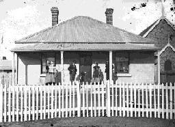 History romanticises In 1861, John Piesley bailed up and robbed Richard Cox of 565 and his pistol as he rode along the road between Bald Hills (now Hill End) and Louisa Creek (now Hargraves). Mr.