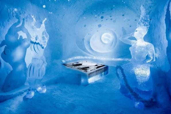 Start your travels from Luleå a small sea-side town located by the sea and continue to the world- renowned Icehotel located in the small village of Jukkasjärvi.