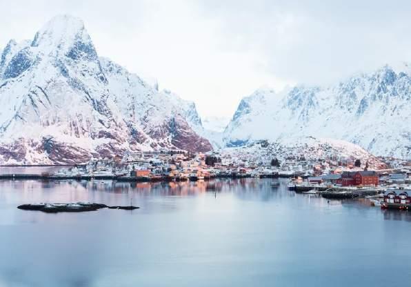 Let us whisk you to Svolvær, the administrative centre of the Lofoten Islands and enjoy the perfect combination of adventure and luxury.