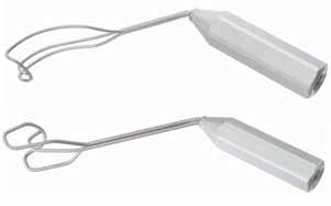 The wire frame blades are shaped to help solve exposure problems in the approach from a right or left thoracotomy and are therefore available as Right and Left Retractors.