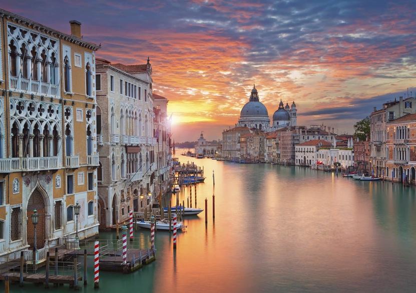 HISTORICAL AND ARTISTIC TOURS OF FAMOUS ART CITIES & SMALLER, OFF- THE-BEATEN-PATH CITIES OF ITALY. Our country is world-famous for its culture, history and art.