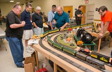 Hal Rothenborg, (above) setup and ran the SWD haunted layout.