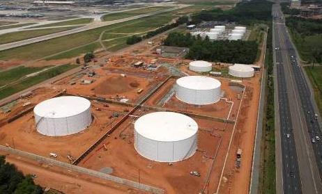 Expanded Fuel Tank Settling Farm that Ensures Lower Costs and Greater Availability Washington Dulles has among the lowest fuel costs on the East Coast and the most robust and reliable supply Fuel