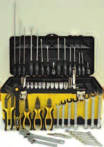Contents include: 582 x 298 x 255mm metal toolbox with tote tray, adjustable wrenches, pocket knife, pliers, screwdrivers, spanners and sockets. 52 NEW YMT- 100 34.