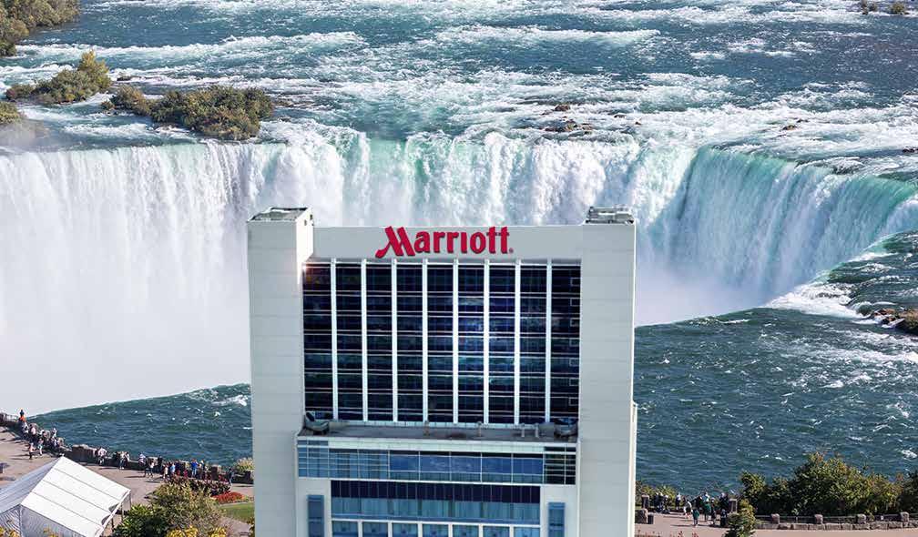 FIRST CLASS FALLSVIW HOTLS The Marriott on the Falls is located in the heart of the Fallsview District and situated at