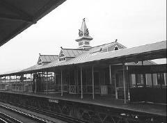 N. Damen Avenue Date in Service: 1895 Built By: Metropolitan West Side Elevated Railroad