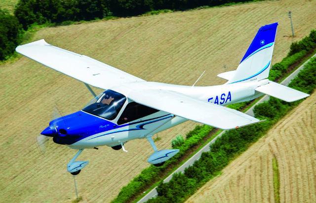 FLIGHT TEST: Tecnam P2010 triumphs By: PETER COLLINS The Tecnam P2010 is on course to receive European and US Part 23 certification this month.