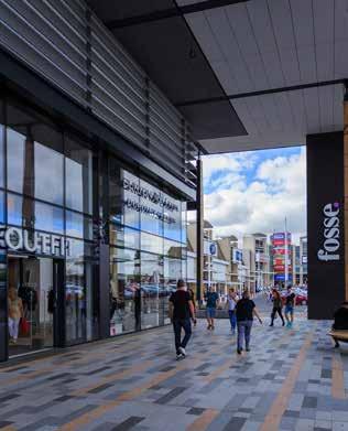 Lifestyle Retail Thinking Outside Fosse Leicester The most accessible retail location in the UK 436,000 sq ft 2,500 LE19 1HY Fosse Park North, Open A1 Fosse Park South, Restricted A1 www.