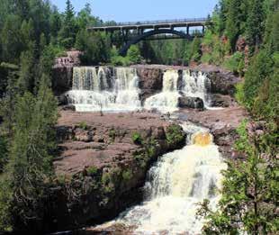 RECYCLED TEENAGERS LAND OF LAKES Minnesota Wisconsin With Lake Superior Mall of America August 5-11, 2018 7 DAYS TOUR HIGHLIGHTS INCLUSIONS Roundtrip Airfare from ATL Roundtrip Airport Transfers