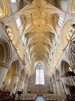 Local towns and cities to visit Visit the beautiful 12th Century Malmesbury Abbey (5 miles - above right) or the delightful market town of Tetbury (8 miles - right) which also houses Prince Charles