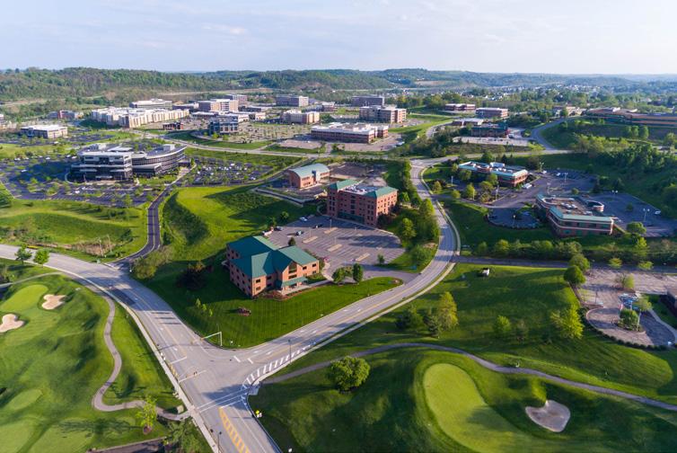 SOUTHPOINTE Heralded as one of Western Pennsylvania s most expansive business parks, Southpointe transformed the Canonsburg region by bringing multiple businesses and jobs to the area.