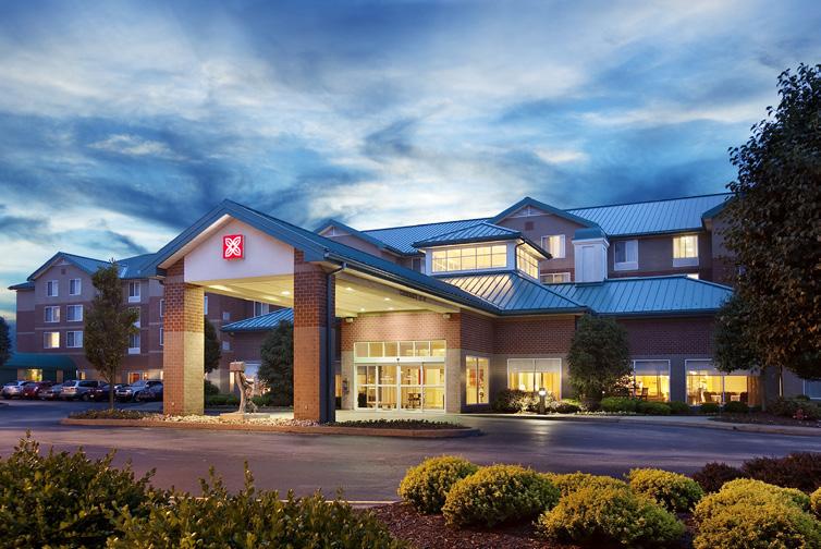 HILTON GARDEN INN PITTSBURGH-SOUTHPOINTE Opened in 2001 as one of the first Hilton Garden Inn hotels in the region, the Pittsburgh-Southpointe location offers ease of access to the Pittsburgh