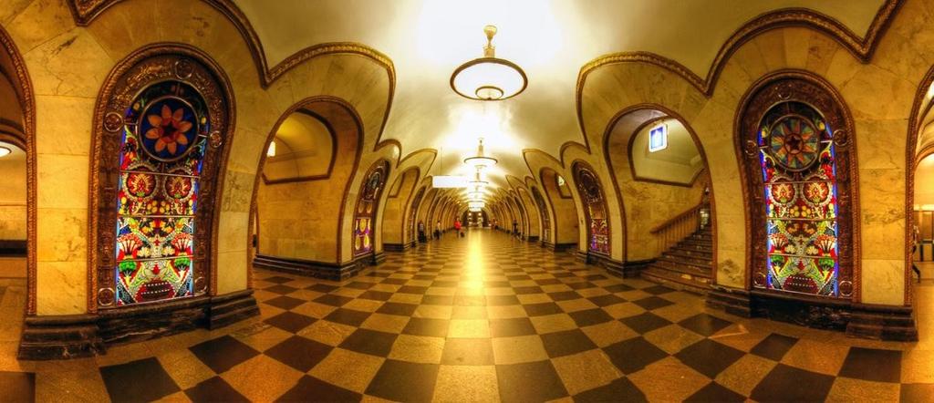 Moscow Metro tour The Moscow Metro was pened in 1935 with one 11-kilometre (6.