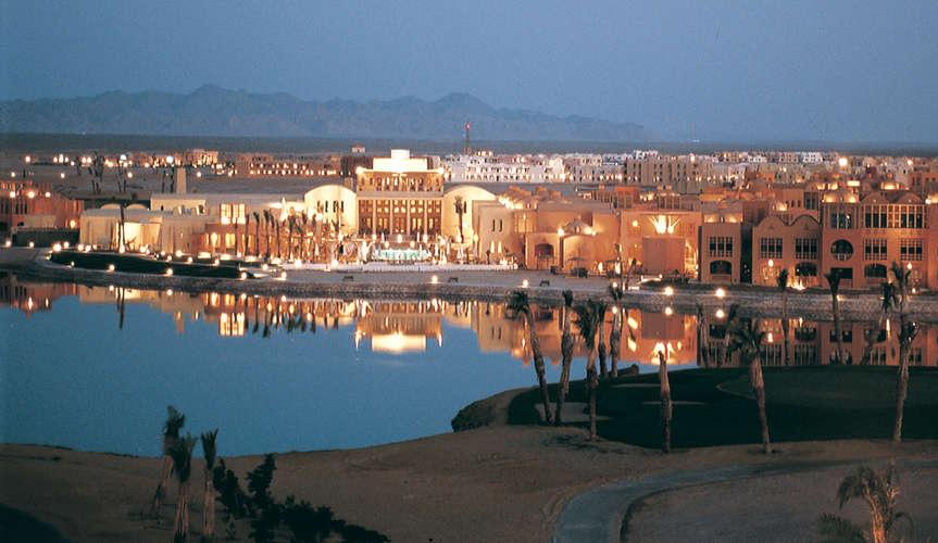 Egypt à la carte Steigenberger Golf Resort ElGouna (ElGouna) 5* Three nights four days per person in double room. On bed and breakfast basis.