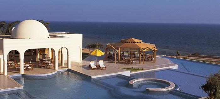 810 EGP The Oberoi SAHL Hashish Resort (Hurghada) 5* Pay 3 get the 4 th night free of charge (4 Nights 5 Days per person in double room) Four nights five days per deluxe suite