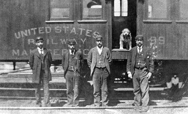In 1895 Owney made an around-the-world trip, traveling with mailbags on trains and steamships to Asia and across Europe, before returning to Albany.