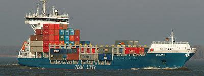 Hamburg-based E.R. Schiffahrt. The latter ships are products of Hyundai Samho Heavy Industries.