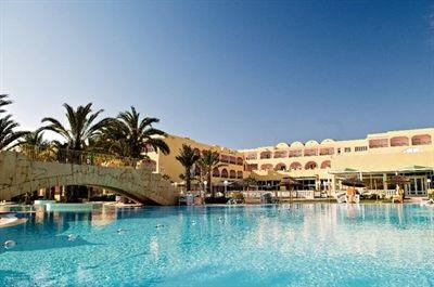 Houda Golf & Beach Club Skanes, Set in its own gardens and fronting the beach, the Houda Golf & Beach Club offers comfortable accommodation with a lively, friendly atmosphere.