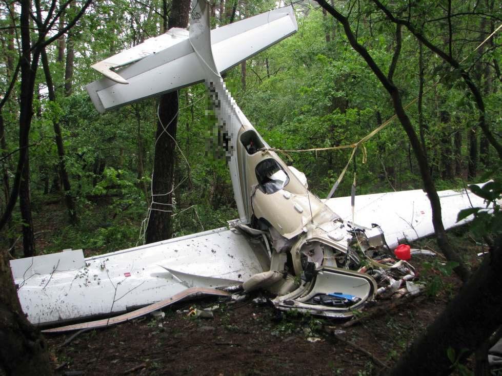 The examination of the wreckage determined no evidence of technical defects. In the cockpit maps were found regarding the conducted flight.