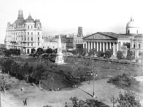 Plaza de Mayo (Gegužės aikštės), pertvarkymas 1894 1896 m. (5 ir 6 pav.). 2 ha dydžio reprezentacinėje aikštėje C.