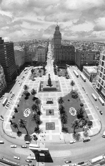 8 pav. Plaza de Mayo Buenos Airėse, 1918 06 22 Fig. 8.