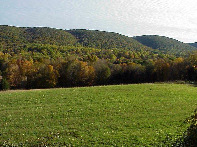 National Trails System Land and Water Conservation Fund FY2014 Kittatinny Ridge - Cherry Valley/Delaware Water Gap Pennsylvania Landscape Characteristics: The 30,000-acre Cherry Valley harbors