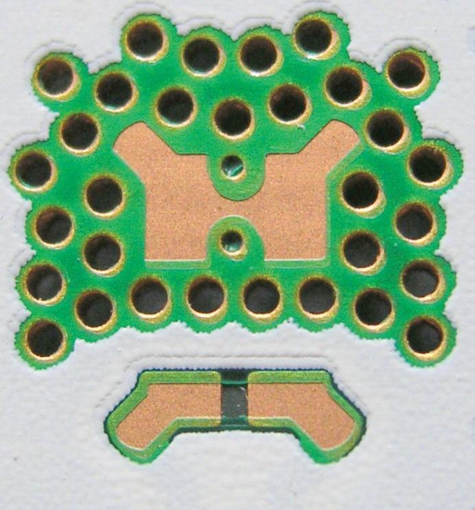 Solder Pad Design 3 3 PAD FUNCTION 1 CATHODE 1 2 TOP 2 1 2 ANODE BOTTOM 3 THERMAL Figure 9a. LUXEON Rebel Color Line pad configuration. Notes for Figure 9a: 1.