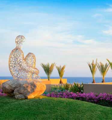 It is the newest addition to the Cabo resorts community and was designed to complement the beauty of the sea and the natural surroundings, imparting an authentic and luxurious experience for its