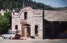 THE TRAVELER Lincoln Highway California Tours Tour 3: Sierra Nevada Northern Route On this tour, you will see: CHRIS PLUMMER Historic building in Truckee LEON SCHEGG Rainbow Bridge at Donner Pass