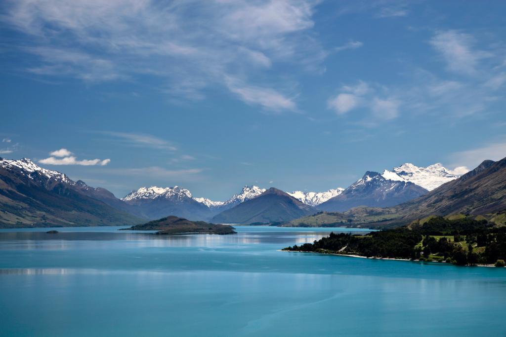 Nestled among glacier-rounded hills and dramatic rugged mountain peaks, Queenstown is New Zealand s premier four-season lake and alpine resort.
