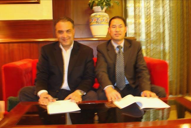 SIGNING CEREMONY BETWEEN AND CHINA RAILWAY BUREAU 18 ON THE NORTH SOUTH RAILWAY