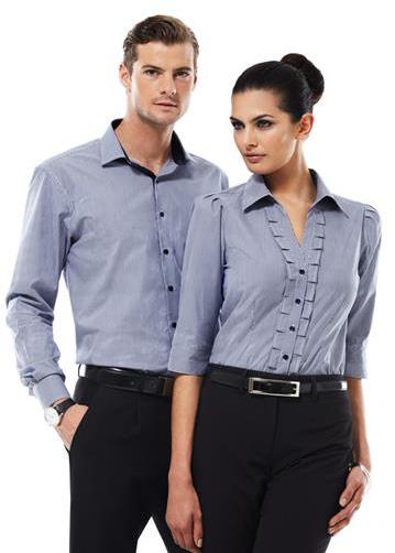 CORPORATE Our selection of corporate clothing meets the needs of both employers and employees.