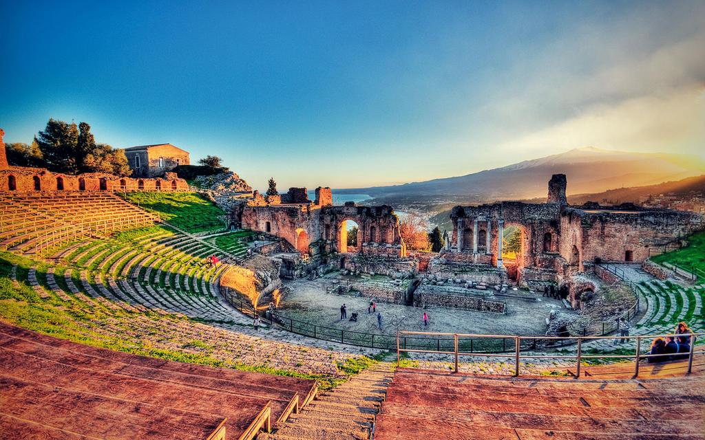 REGULAR TOURS IN TAORMINA ** MULTI LANGUAGE TOURS ** Rates per person valid from 16 March 2018 to 31 October 2018 INDEX EXCURSIONS - Full Day Tour Palermo and Cefalù - Half Day Tour