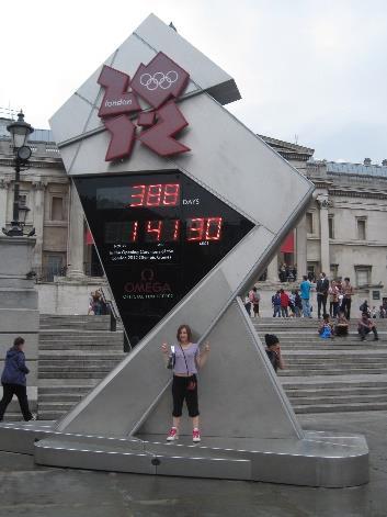 Příloha 14 A clock counting days to Olympic Games,