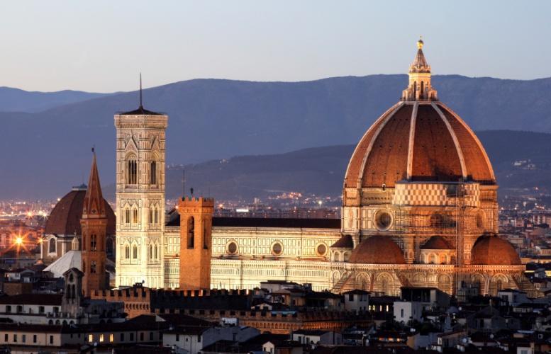 Visit the Duomo, the Church of Santa Chiara and the Basilica of Saint Francis, with its marvellous frescos by Giotto and Cimabue. The visit will include the two Saint s Tombs.