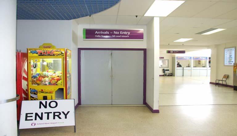 Arrivals Door Branding Airtport Entrance / Exit Doors Passengers/meeters & greeters On request 2,500 per annum 1,500 per six months YOUR BRANDING HERE The arrivals area of the airport is one of the