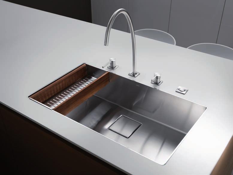 With KWC ERA, we introduce faucets and sinks with a very minimalistic design, sleek proportions,