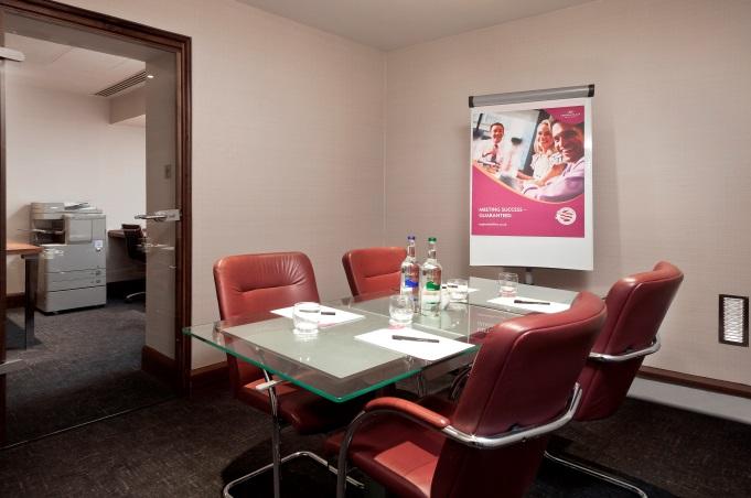 12m2 Height 3 metres Style & Capacities Boardroom 15 Executive Winslow room