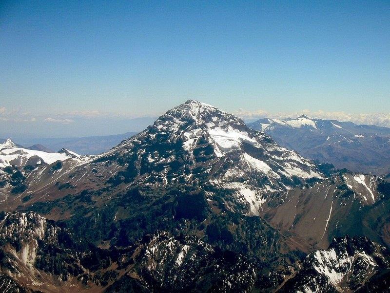 Andes Mountains Longest mountain range in the world Stretches 4,500 miles from north to