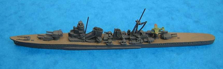 BROADWATER Initial releases from Broadwater Models were a hump-backed whale hotly pursued by a flotilla of RN submarines SSBN HMS Vanguard, SSK HMS Upholder, various A class boats and the much